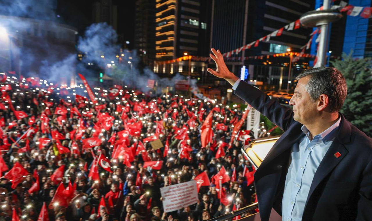 ozgur ozelden carsamba aksami icin cagri filistin mitingini duyurdu meKNtizb