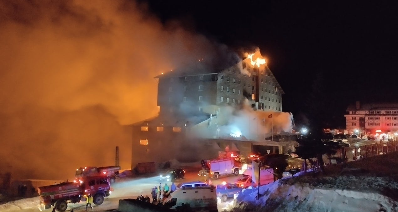 tutuklu sanik emir arasin ev anahtari bir baska tutuklu sanik avukatinda cikti WAMaTPTN