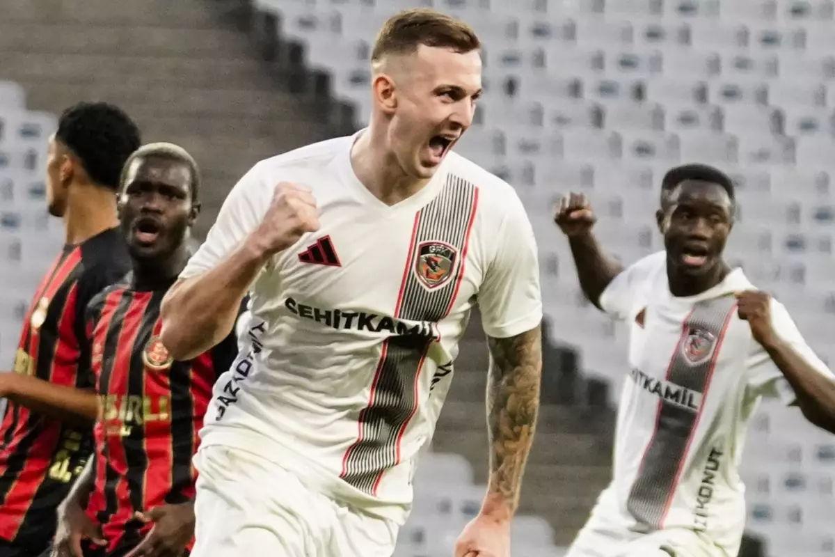 gaziantep fk istanbuldan 3 puanla dondu zCmtOG6T