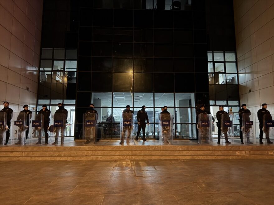 Uşak ve Marmaris Belediyesi’ne operasyon. 14 gözaltı